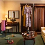 Hotel Arbutus 4*