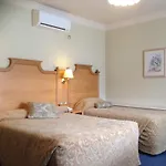 Отель Arbutus 4*