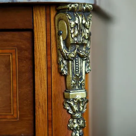 Arbutus فندق كيلارني