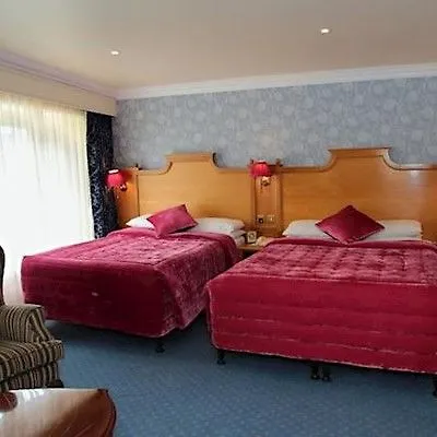 Arbutus Hotell 4*