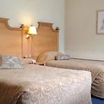 فندق Arbutus 4*